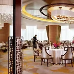 Lake View Hotel